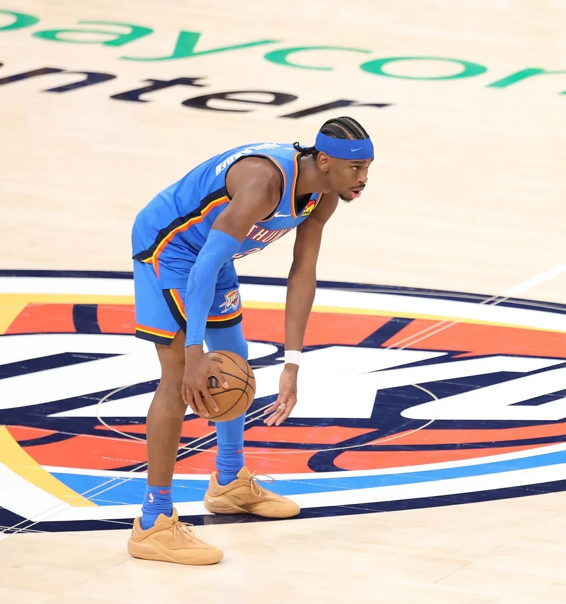 aiyouxi-关键时刻体能课后；俄克拉荷马雷霆外线爆发备战亚冠；引发热议；高层口径保持一致的简单介绍-aiyouxi