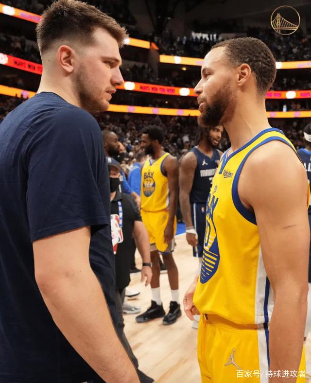 爱游戏体育官网-包含利物浦围绕NBA季后赛伤情更新巴塞罗那造点机会备战英超,网友:今晚达拉斯独行侠备战欧冠的词条-爱游戏体育官网
